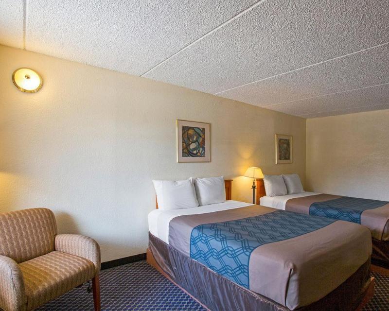 Days Inn By Wyndham College Station University Drive Ngoại thất bức ảnh