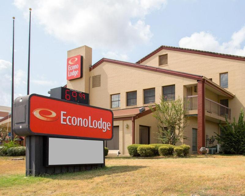 Days Inn By Wyndham College Station University Drive Ngoại thất bức ảnh