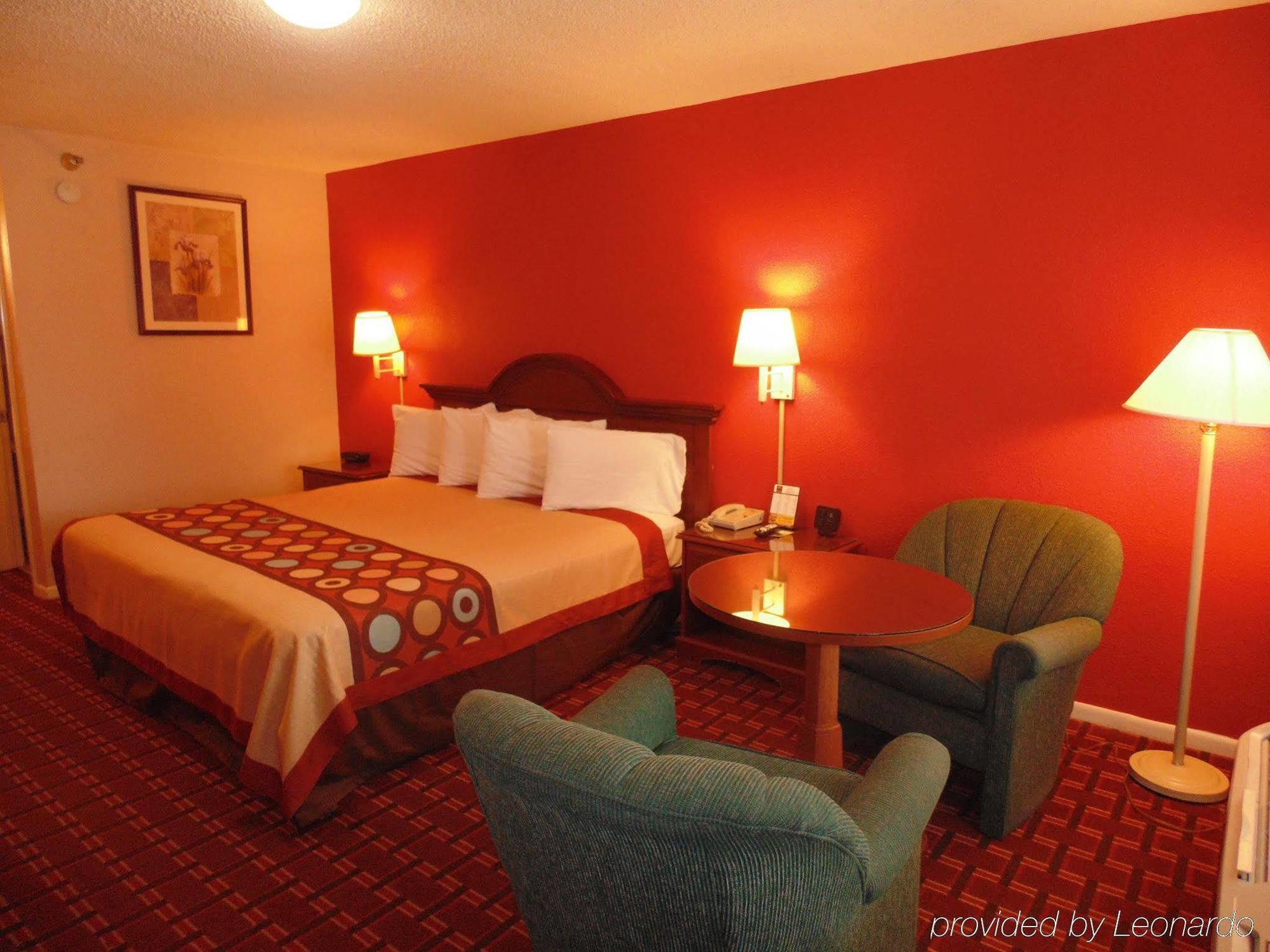 Days Inn By Wyndham College Station University Drive Ngoại thất bức ảnh